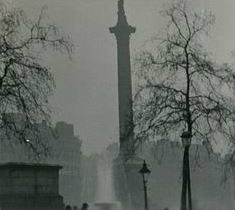 霧のロンドンのゴシックさがスゴイ！すべてが影絵のような世界