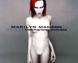 マリリンマンソン、神曲の作り手。ゴシックホラー人生を自伝で語る